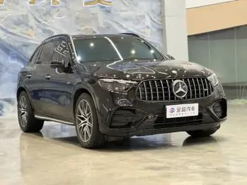 2025 Mercedes-Benz GLC AMG с пробегом 17 000 км