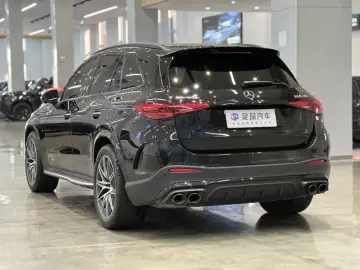 2025 Mercedes-Benz GLC AMG с пробегом 17 000 км