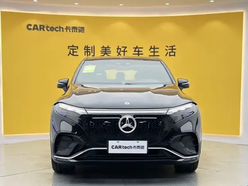 2025 Mercedes-Benz EQS SUV с пробегом 200 км