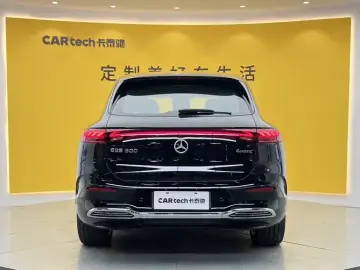 2025 Mercedes-Benz EQS SUV с пробегом 200 км