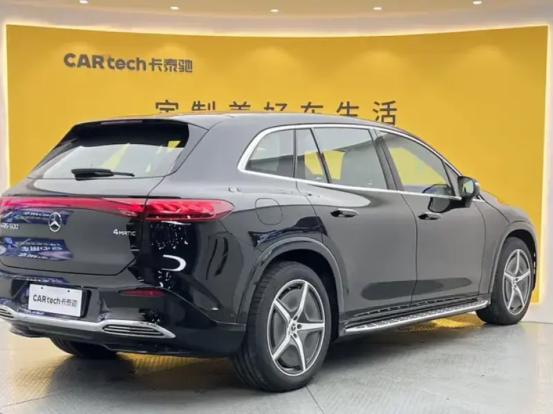 2025 Mercedes-Benz EQS SUV с пробегом 200 км