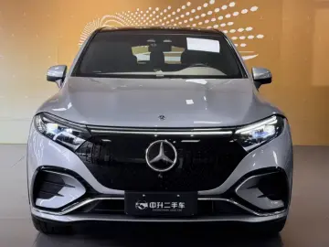 2023 Mercedes-Benz EQS SUV с пробегом 17 600 км