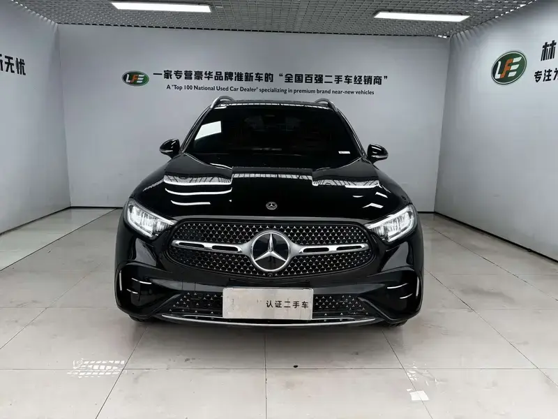 2025 Mercedes-Benz GLC с пробегом 5 000 км