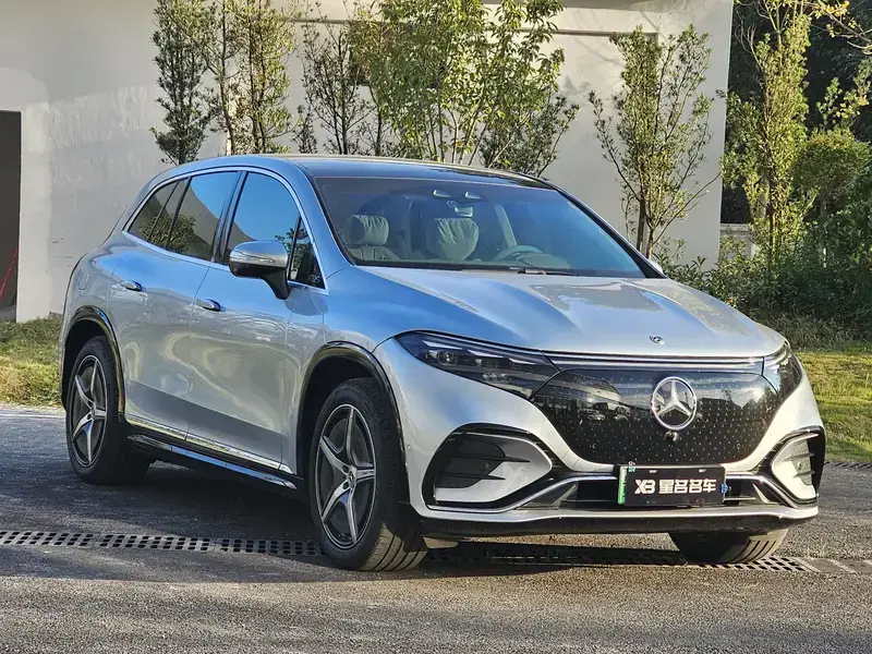 2023 Mercedes-Benz EQS SUV с пробегом 43 000 км