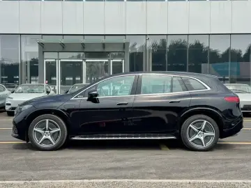 2023 Mercedes-Benz EQS SUV с пробегом 100 км
