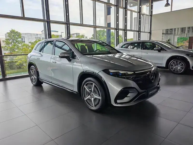 2023 Mercedes-Benz EQS SUV с пробегом 100 км
