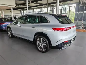 2023 Mercedes-Benz EQS SUV с пробегом 100 км
