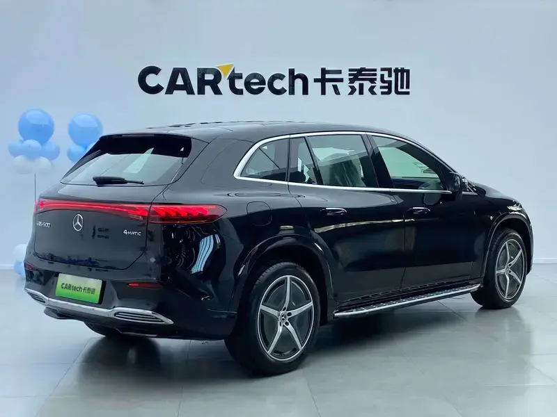 2025 Mercedes-Benz EQS SUV с пробегом 100 км