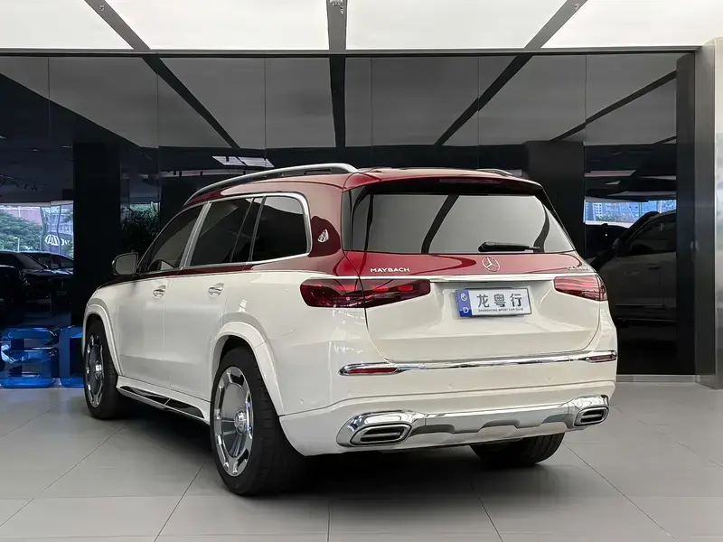 2025 Mercedes-Benz GLS с пробегом 5 000 км