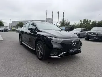 2025 Mercedes-Benz EQS SUV с пробегом 8 200 км
