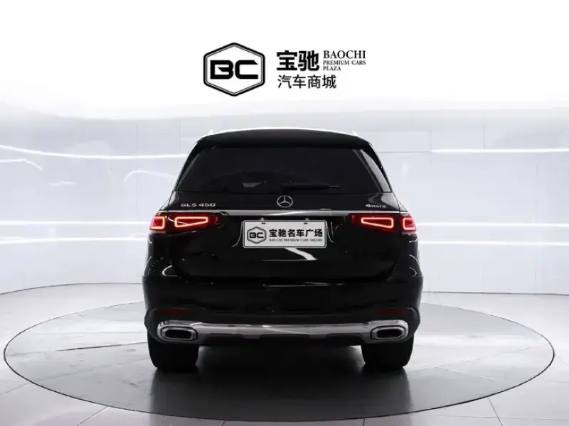 2023 Mercedes-Benz GLS с пробегом 18 000 км