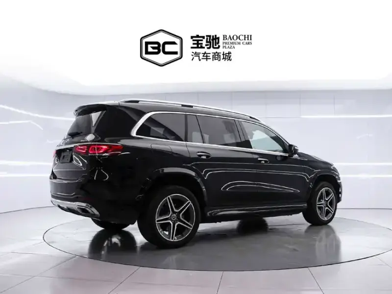 2023 Mercedes-Benz GLS с пробегом 18 000 км