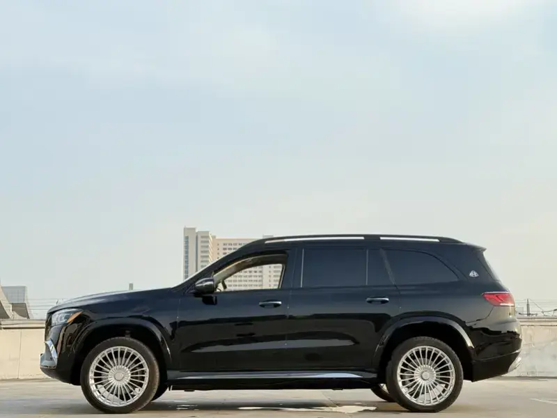 2023 Mercedes-Benz GLS с пробегом 33 500 км