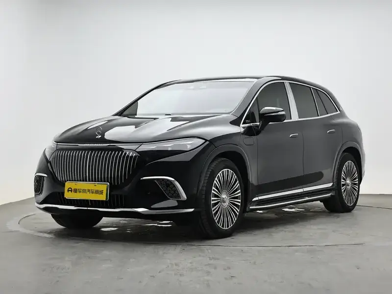 2025 Mercedes-Benz Maybach EQS SUV с пробегом 17 700 км