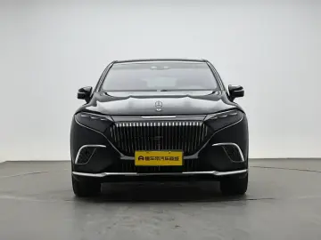2025 Mercedes-Benz Maybach EQS SUV с пробегом 17 700 км