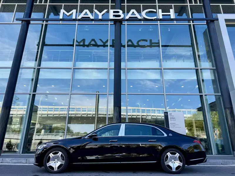 2025 Mercedes-Benz Maybach S-Класс с пробегом 5 000 км