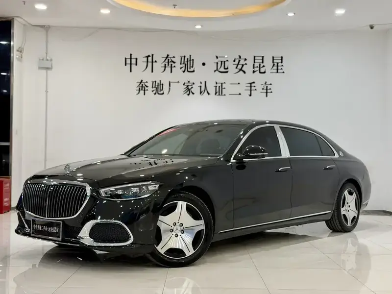 2025 Mercedes-Benz Maybach S-Класс с пробегом 33 000 км