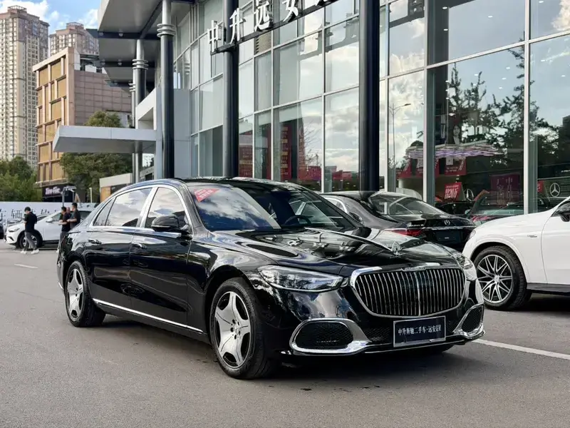 2025 Mercedes-Benz Maybach S-Класс с пробегом 33 000 км