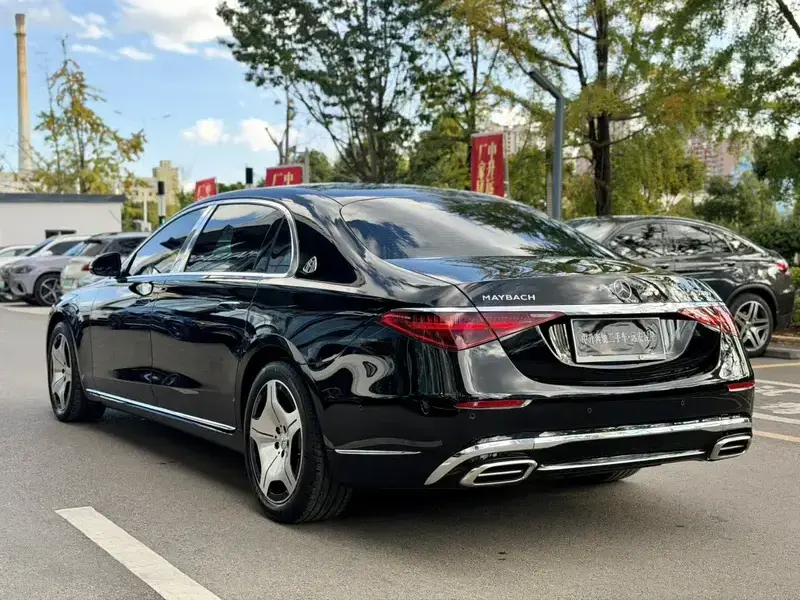 2025 Mercedes-Benz Maybach S-Класс с пробегом 33 000 км
