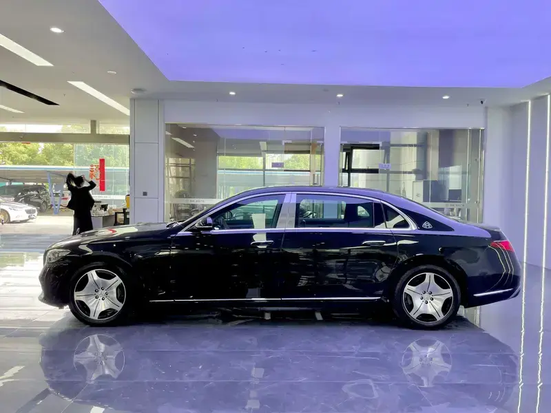 2025 Mercedes-Benz Maybach S-Класс с пробегом 21 000 км