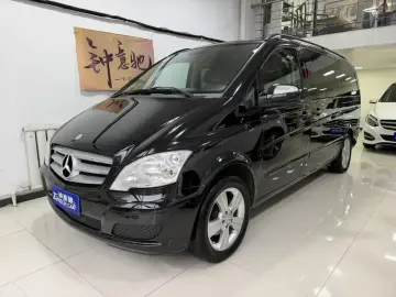 Mercedes-Benz Viano