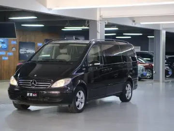 Mercedes-Benz Viano