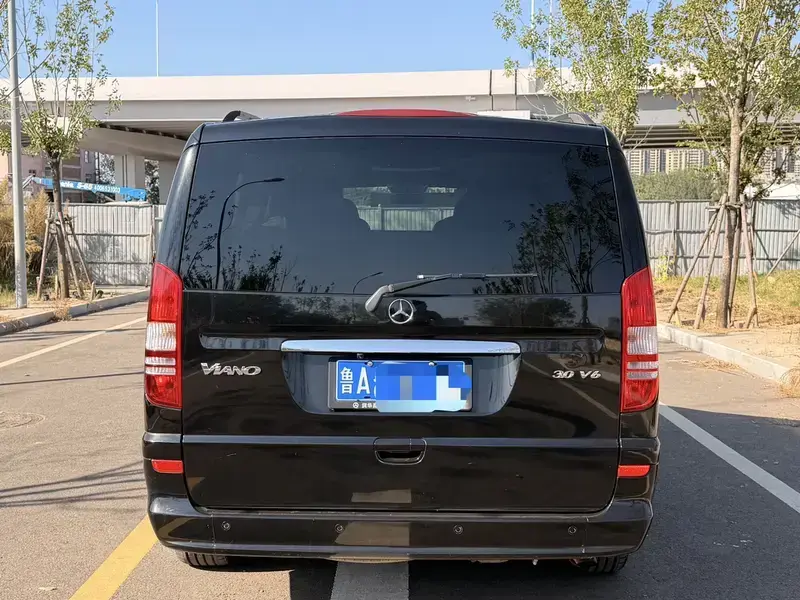 2013 Mercedes-Benz Viano с пробегом 120 000 км