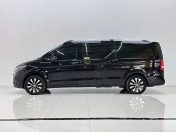 2023 Mercedes-Benz Vito с пробегом 52 400 км