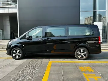 2024 Mercedes-Benz Vito с пробегом 10 000 км