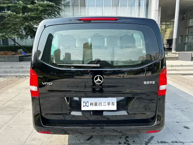 2024 Mercedes-Benz Vito с пробегом 10 000 км