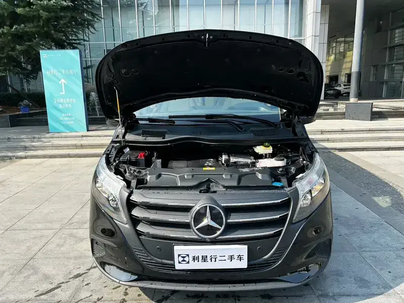 2024 Mercedes-Benz Vito с пробегом 10 000 км