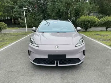 2026 MG 4 EV с пробегом 13 000 км