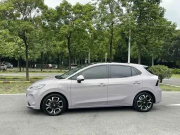 2026 MG 4 EV с пробегом 13 000 км