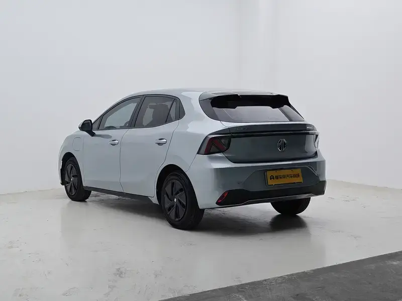 2026 MG 4 EV с пробегом 15 200 км