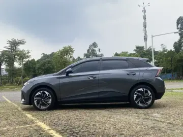 2023 MG 4 EV с пробегом 120 000 км