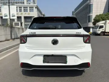 2026 MG 4 EV с пробегом 17 000 км