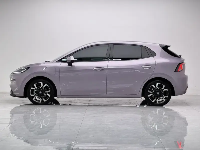 2026 MG 4 EV с пробегом 15 500 км