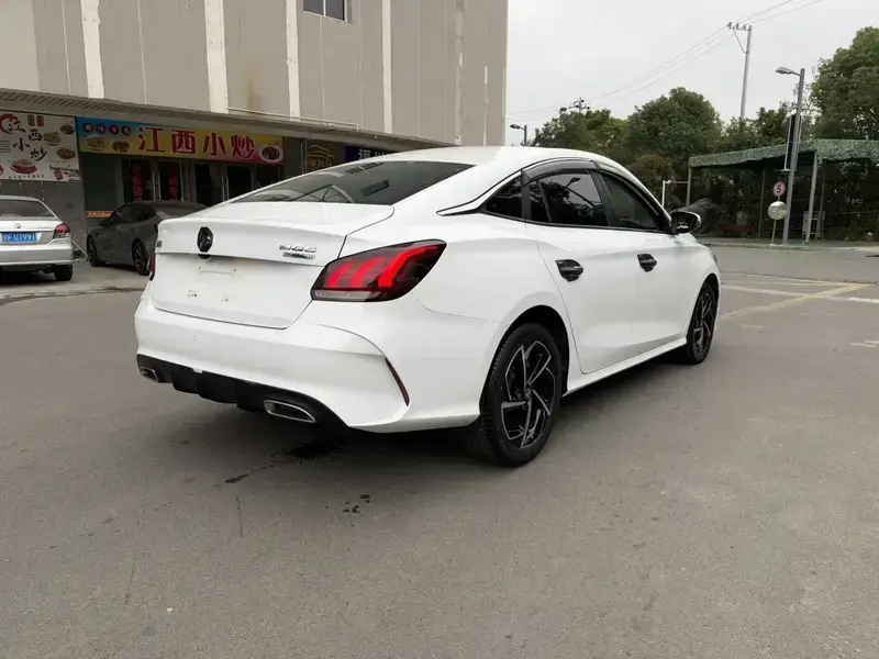2021 MG 5 с пробегом 48 000 км