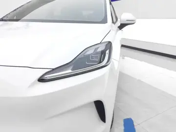 2026 MG 4 EV с пробегом 7 000 км
