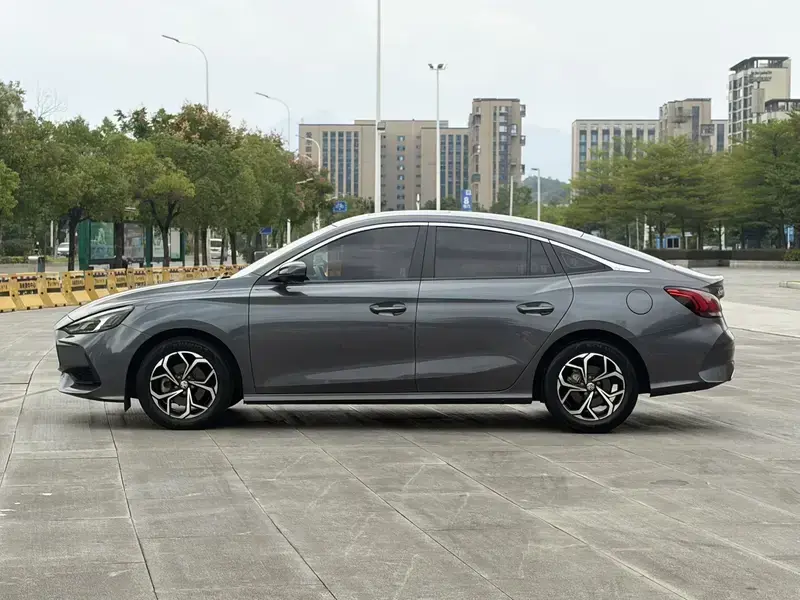 2021 MG 5 с пробегом 28 000 км