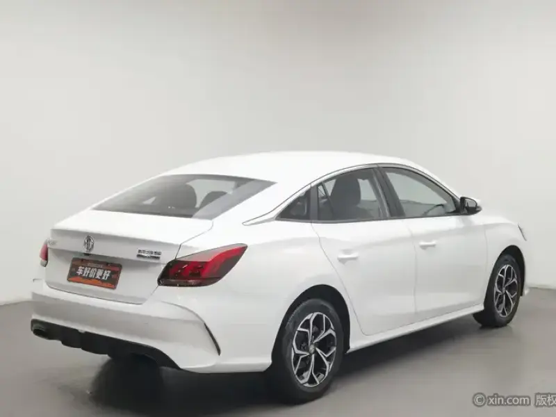 2023 MG 5 с пробегом 32 300 км