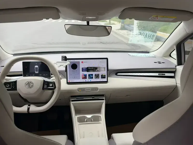 2026 MG 4 EV с пробегом 42 000 км