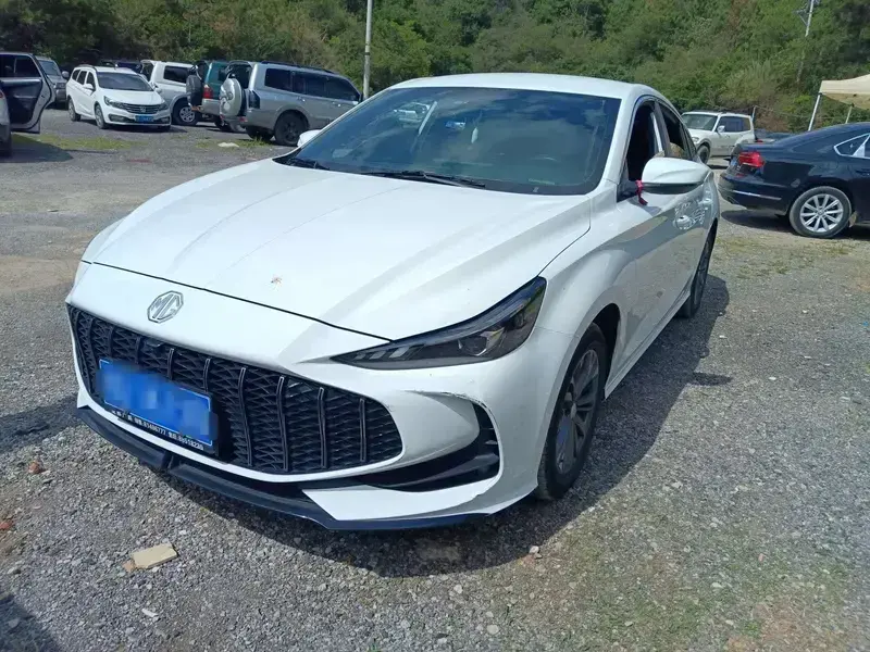 2025 MG 5 с пробегом 16 000 км