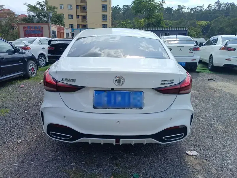 2025 MG 5 с пробегом 16 000 км