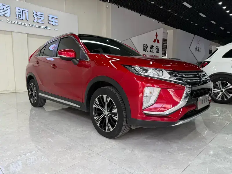 2021 Mitsubishi Eclipse Cross с пробегом 24 000 км