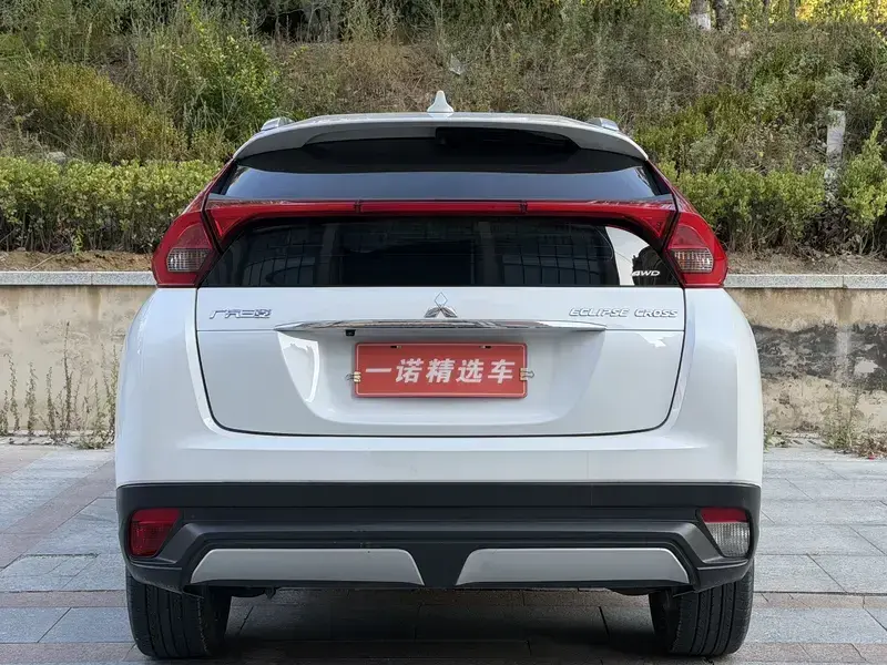 2021 Mitsubishi Eclipse Cross с пробегом 47 000 км