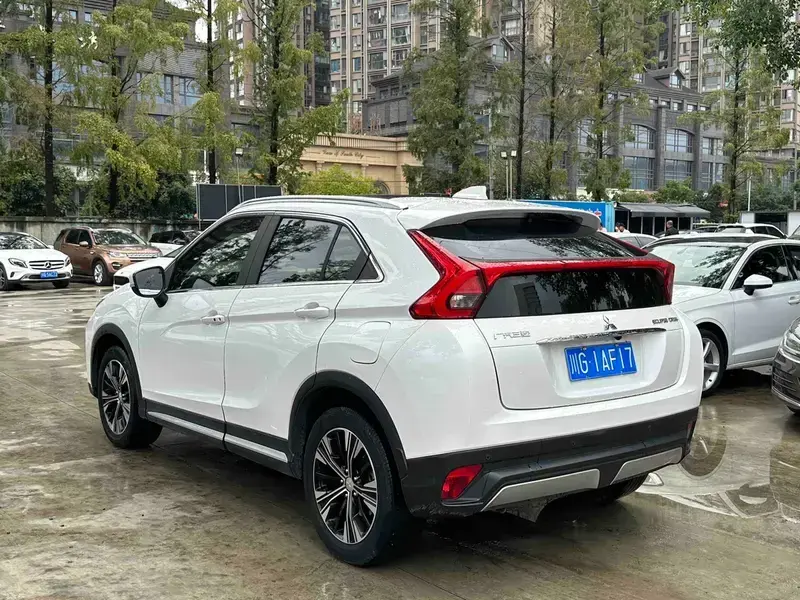 2021 Mitsubishi Eclipse Cross с пробегом 134 000 км