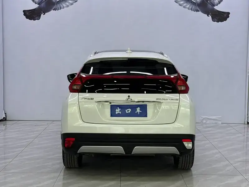 2021 Mitsubishi Eclipse Cross с пробегом 38 000 км
