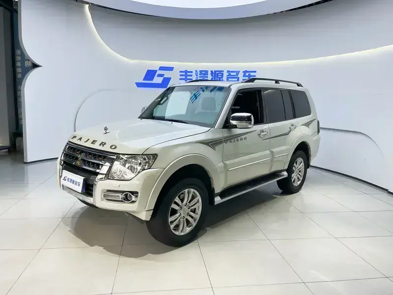 2018 Mitsubishi Pajero с пробегом 73 500 км