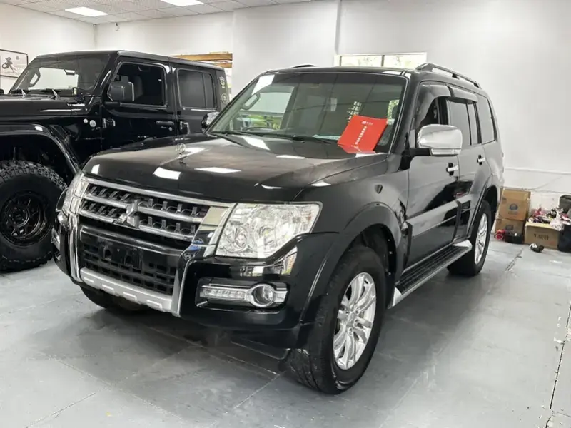 2018 Mitsubishi Pajero с пробегом 110 000 км